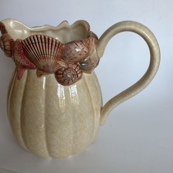 Vintage Fitz & Floyd Omnibus Seashell Pitcher Tan Pink Shell 64 Oz - Picture 3 of 11